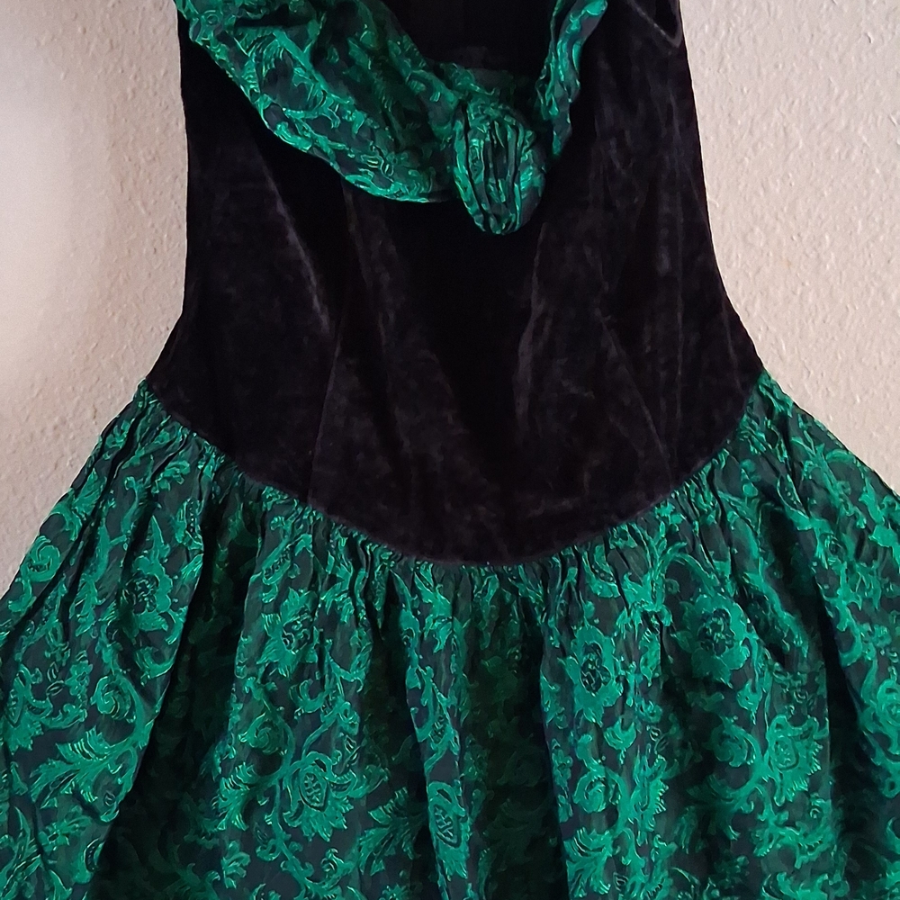 Amy Byer Green and Black Theater Costumes 0018